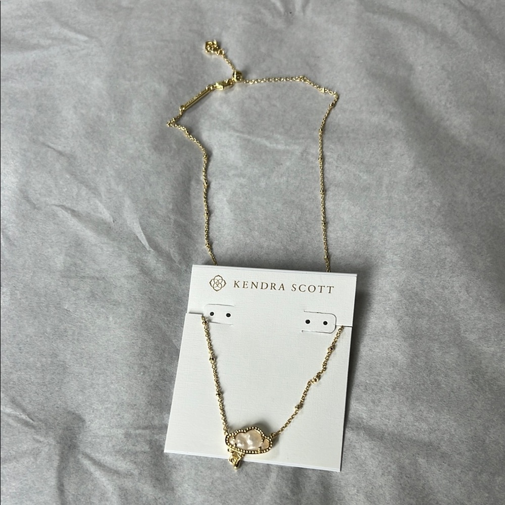 Kendra Scott Gold Necklace
